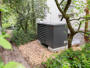 Hybridní systém vytápění pro historickou vilu